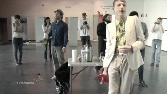 Das Pop's Skip the Rope by Tom Willem