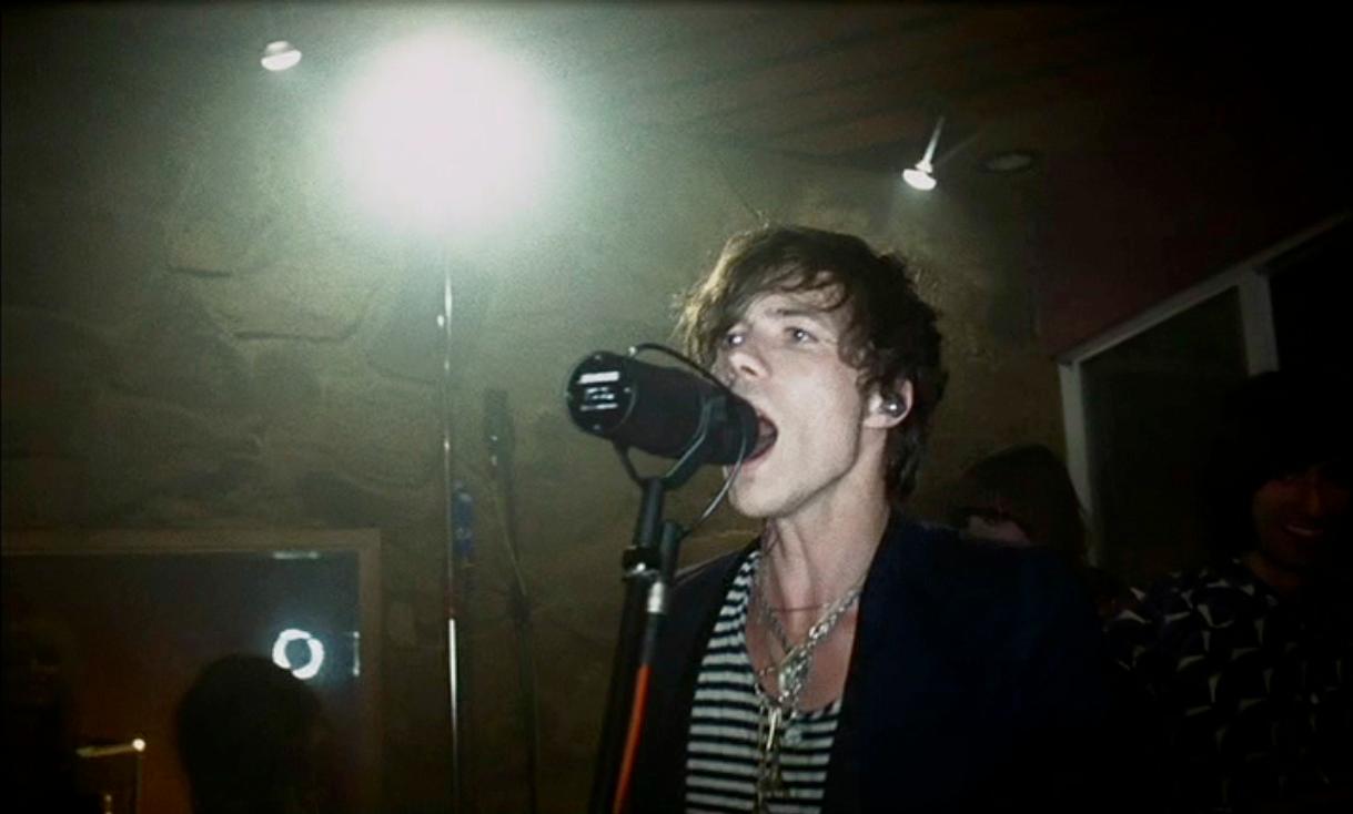 Joe Lean and The Jing Jang Jongs’ Lucio Starts Fires by Huse