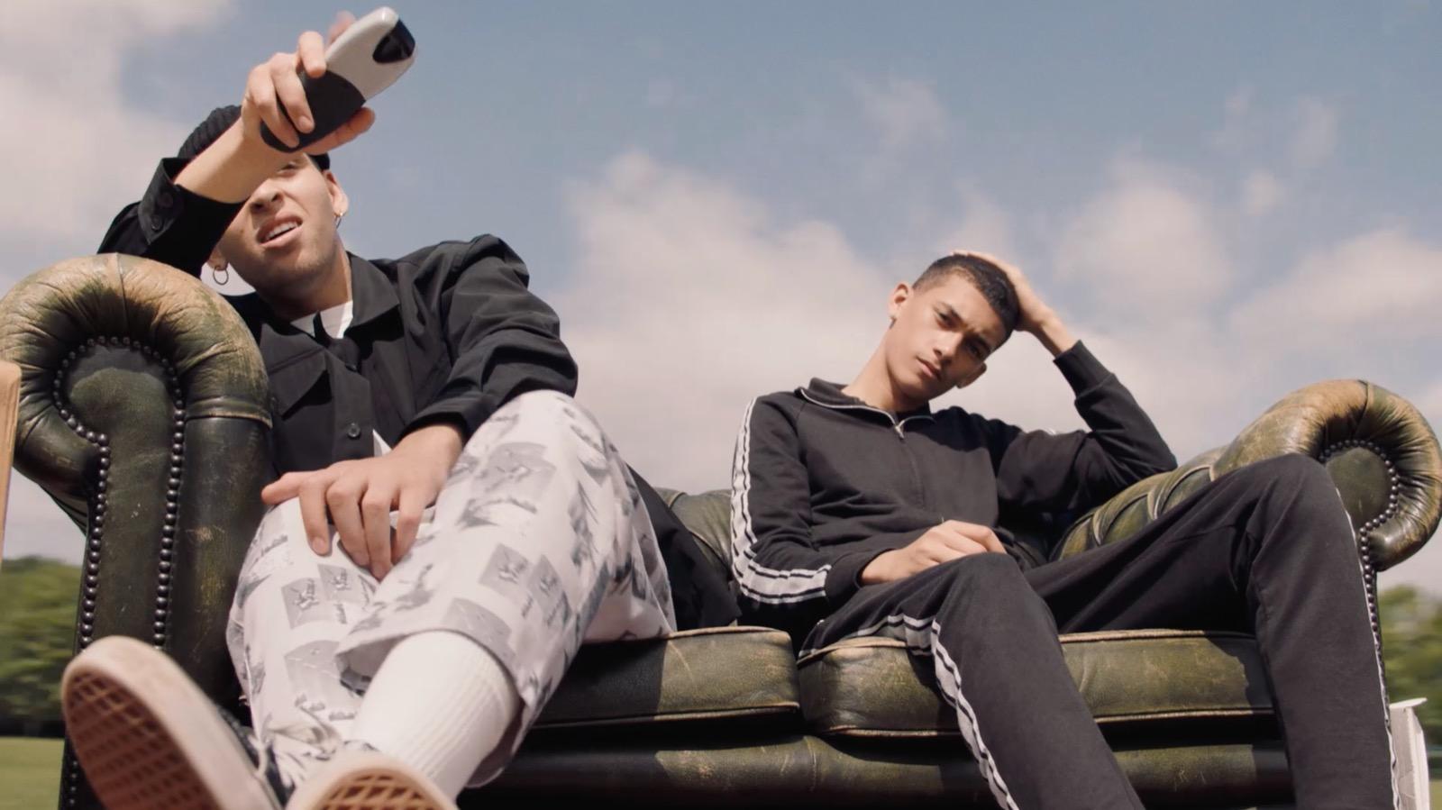 Aeris Roves 'Don't Ask' by Rich Hall