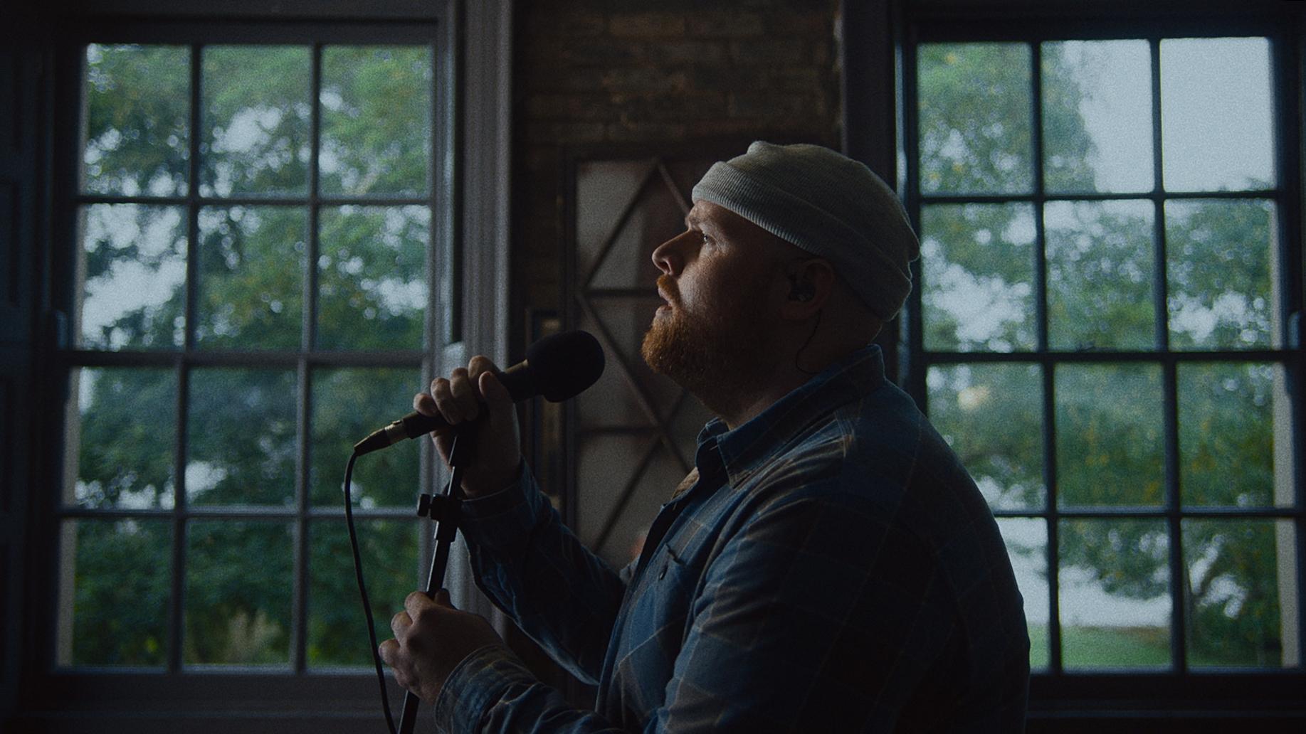 Tom Walker 'Wait For You (live)' by Raja Virdi