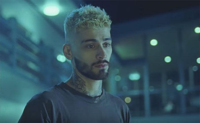 Zayn 'Entertainer' by David M. Helman 